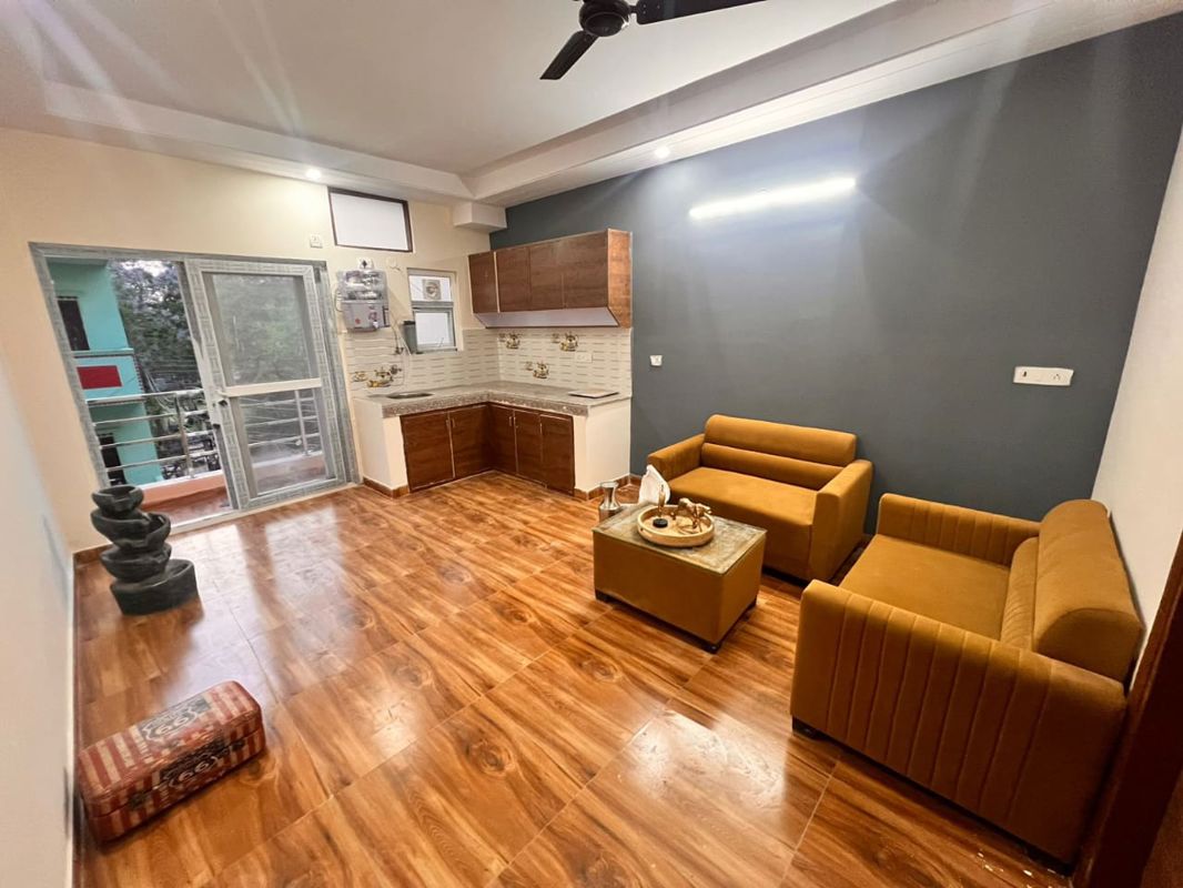 2 BHK for rent in Sushant Lok I, Gurugram — furnished — 1100 sq.ft