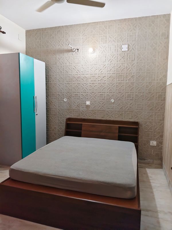2 BHK for rent in Sushant Lok I, Gurugram — furnished — 160 sq.ft