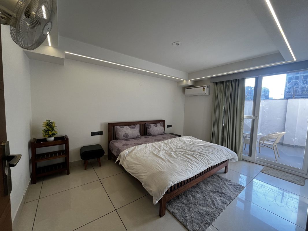 2 BHK for rent in Sushant Lok I, Gurugram — furnished — 1243 sq.ft