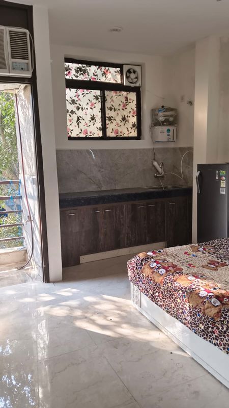 2 BHK for rent in Sushant Lok ii, Gurugram — semi-furnished — 160 sq.ft