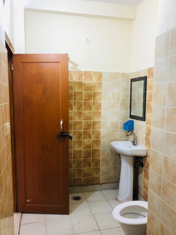 2 BHK for rent in Sushant Lok ii, Gurugram — semi-furnished — 200 sq.ft — Ansal Sushant Floors