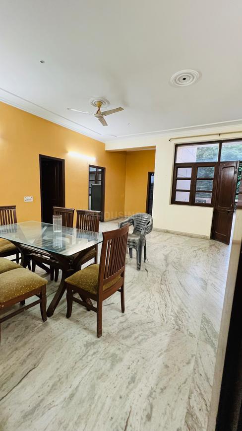 2 BHK for rent in Sushant Lok Phase 1, Gurugram — 2200 sq.ft