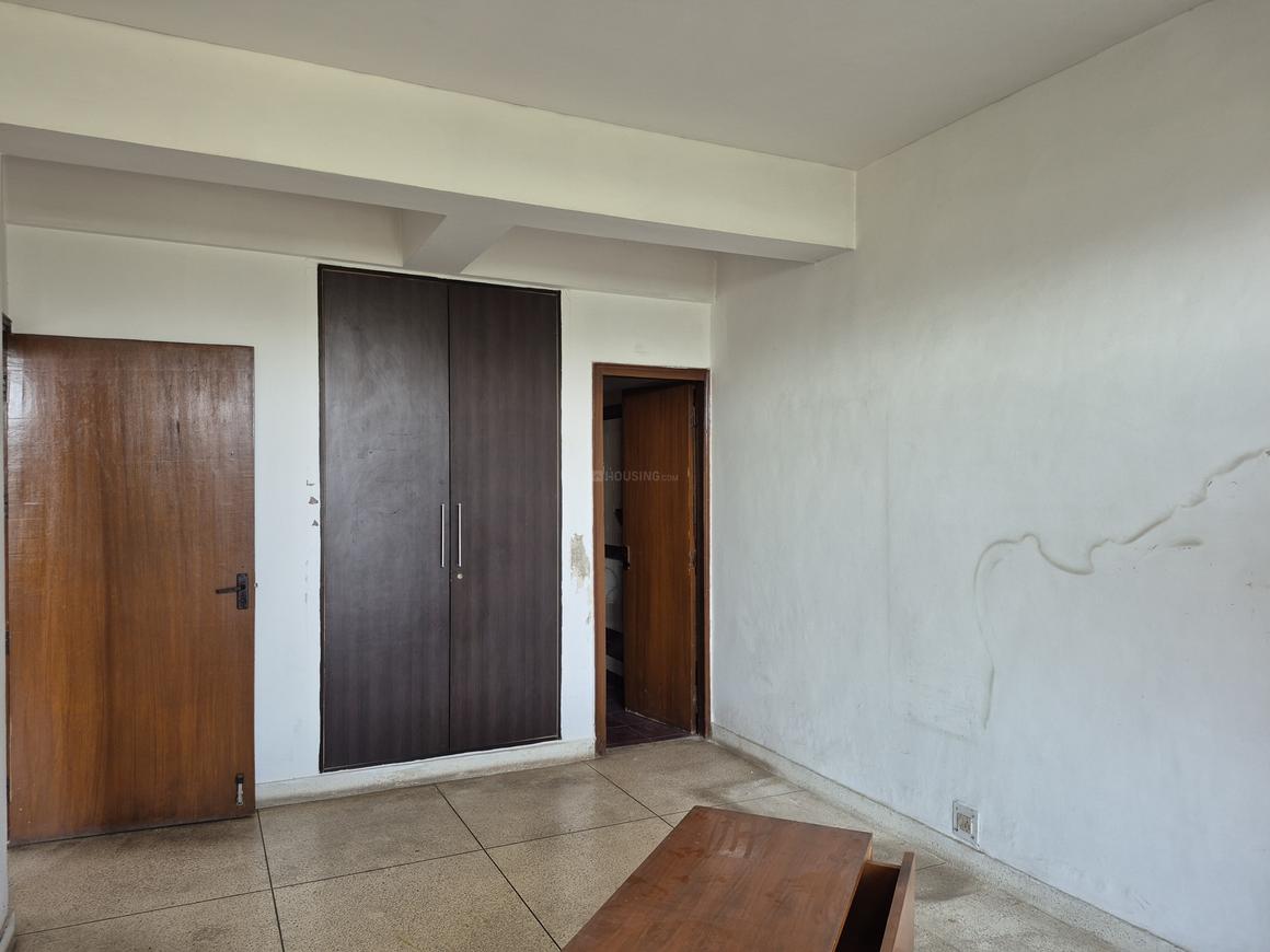 2 BHK for rent in Sushant Lok Phase 1, Gurugram — semi-furnished — 1150 sq.ft — Ansal Sushant Apartment