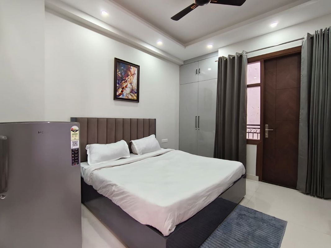 3 BHK for rent in Dlf City Phase 3, Gurugram — furnished — 160 sq.ft