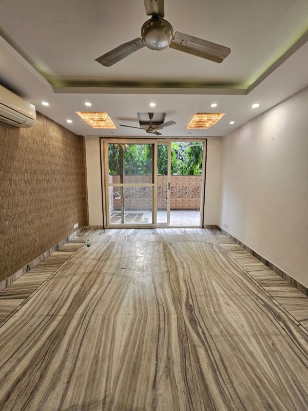 3 BHK for rent in Dlf Cyber City, Gurugram — semi-furnished — 2000 sq.ft