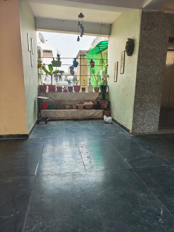 3 BHK for rent in Dlf Cyber City, Gurugram — unfurnished — 300 sq.ft