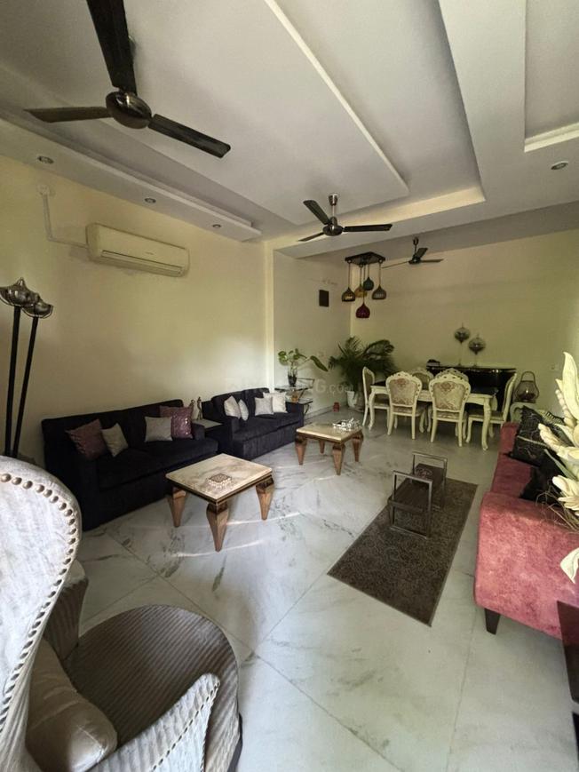 3 BHK for rent in DLF Phase 1, Gurugram — semi-furnished — 2430 sq.ft