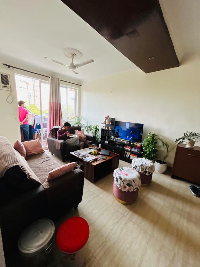 3 BHK for rent in DLF Phase 2, Gurugram — semi-furnished — 1560 sq.ft — DLF Oakwood Estate