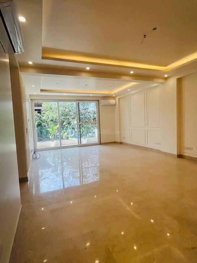 3 BHK for rent in DLF Phase 3, Gurugram — semi-furnished — 1918 sq.ft