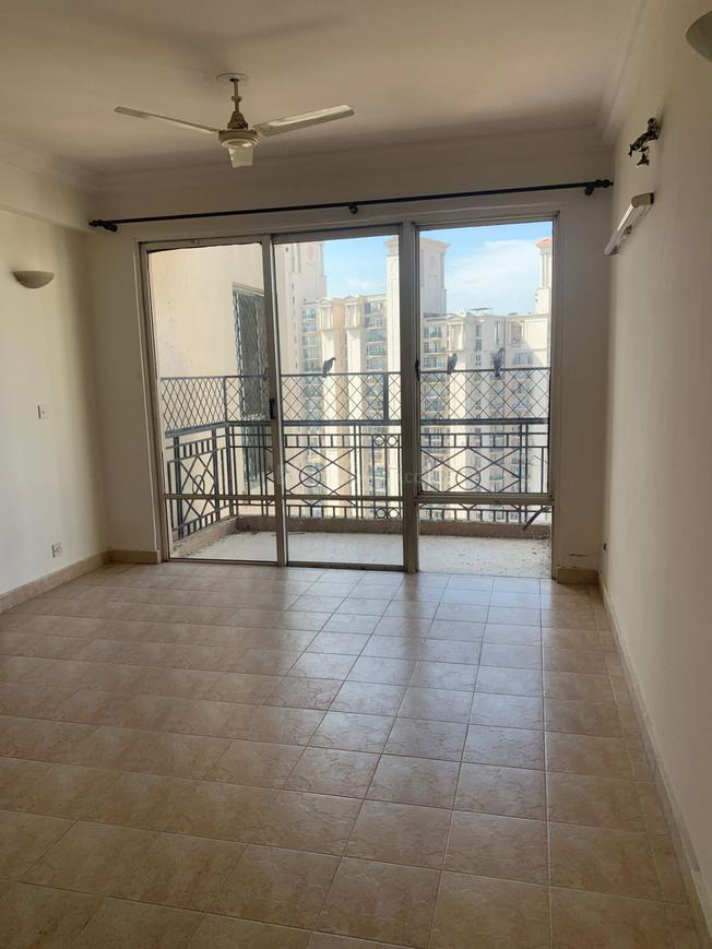 3 BHK for rent in DLF Phase 4, Gurugram — semi-furnished — 1680 sq.ft — DLF Regency Park II