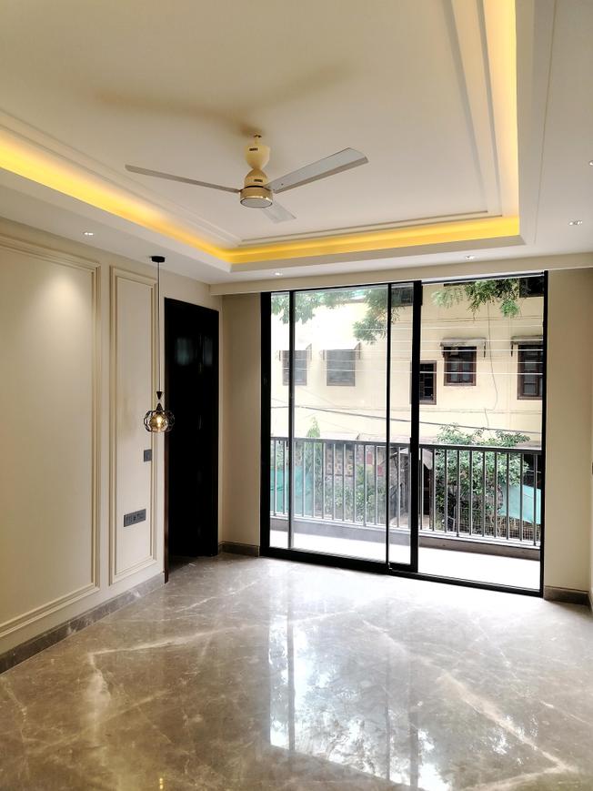 3 BHK for rent in DLF Phase 4, Gurugram — semi-furnished — 2900 sq.ft — DLF Hamilton Court