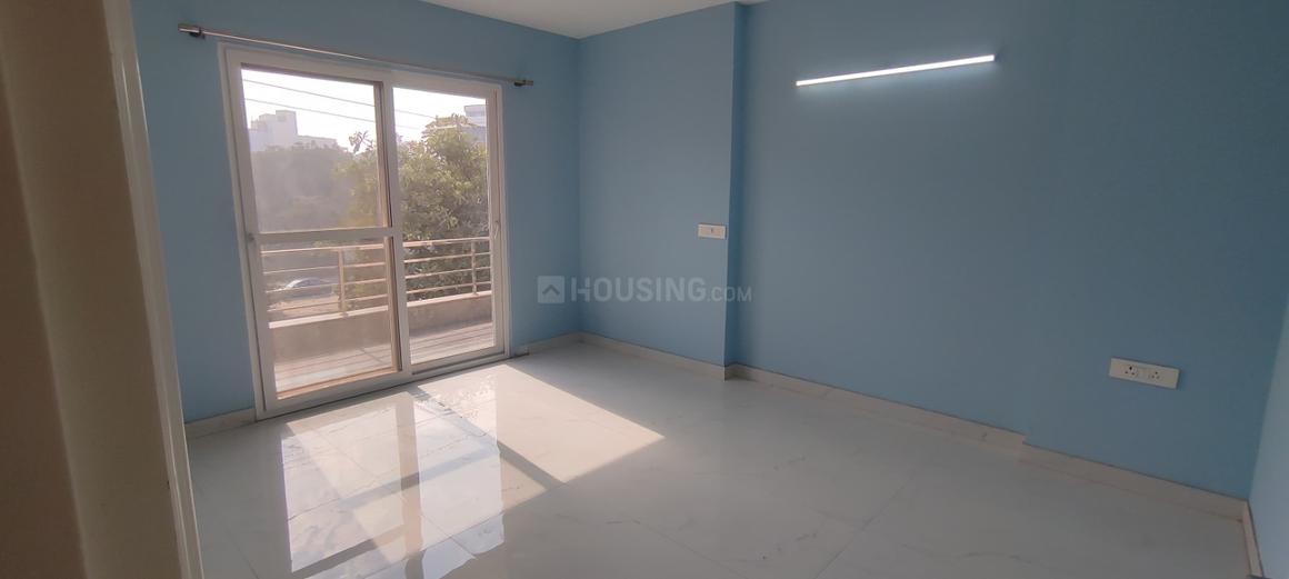 3 BHK for rent in DLF Phase 4, Gurugram — semi-furnished — 2250 sq.ft