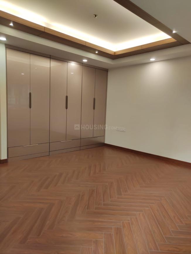 3 BHK for rent in DLF Phase 5, Gurugram — semi-furnished — 2449 sq.ft — Vipul Belmonte