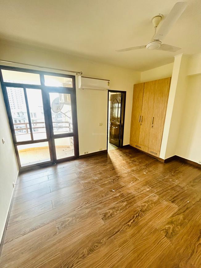 3 BHK for rent in DLF Phase 5, Gurugram — semi-furnished — 2445 sq.ft — Vipul Belmonte