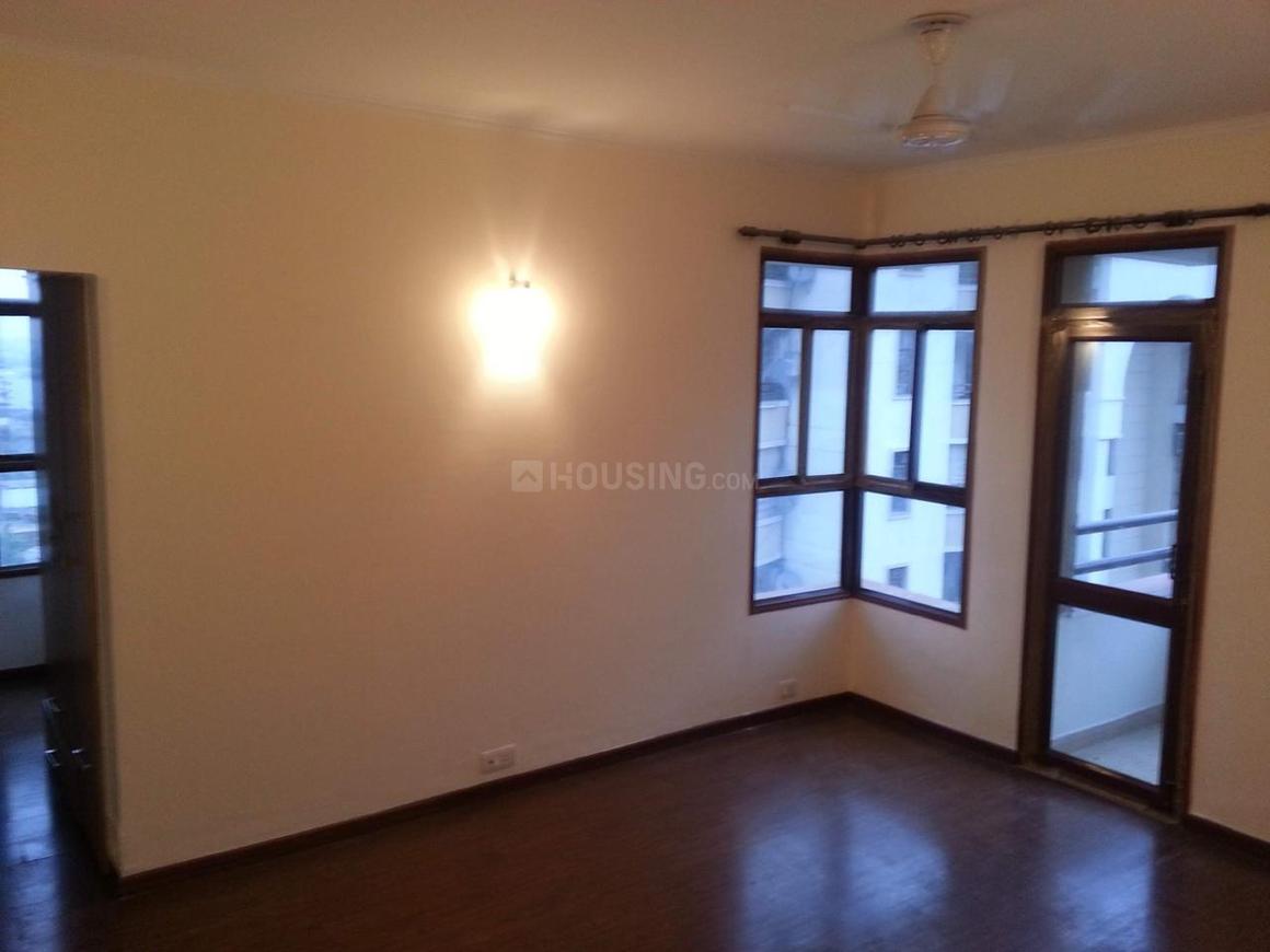 3 BHK for rent in DLF Phase 5, Gurugram — semi-furnished — 2400 sq.ft — Vipul Belmonte