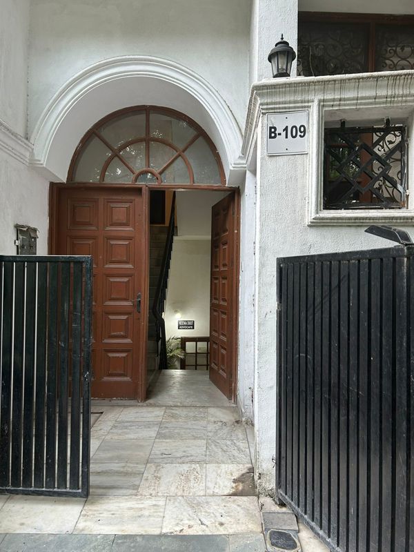 3 BHK for rent in Dlf Phase I, Gurugram — furnished — 500 sq.ft