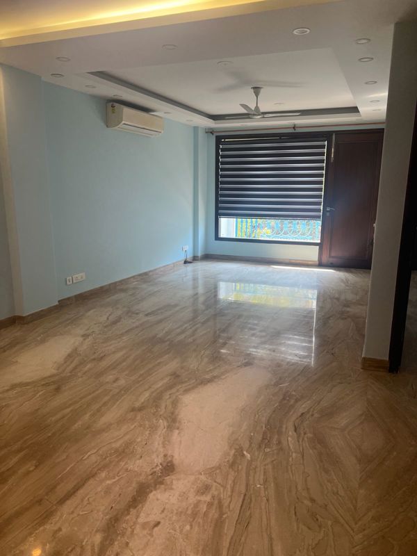 3 BHK for rent in Dlf Phase I, Gurugram — unfurnished — 275 sq.ft