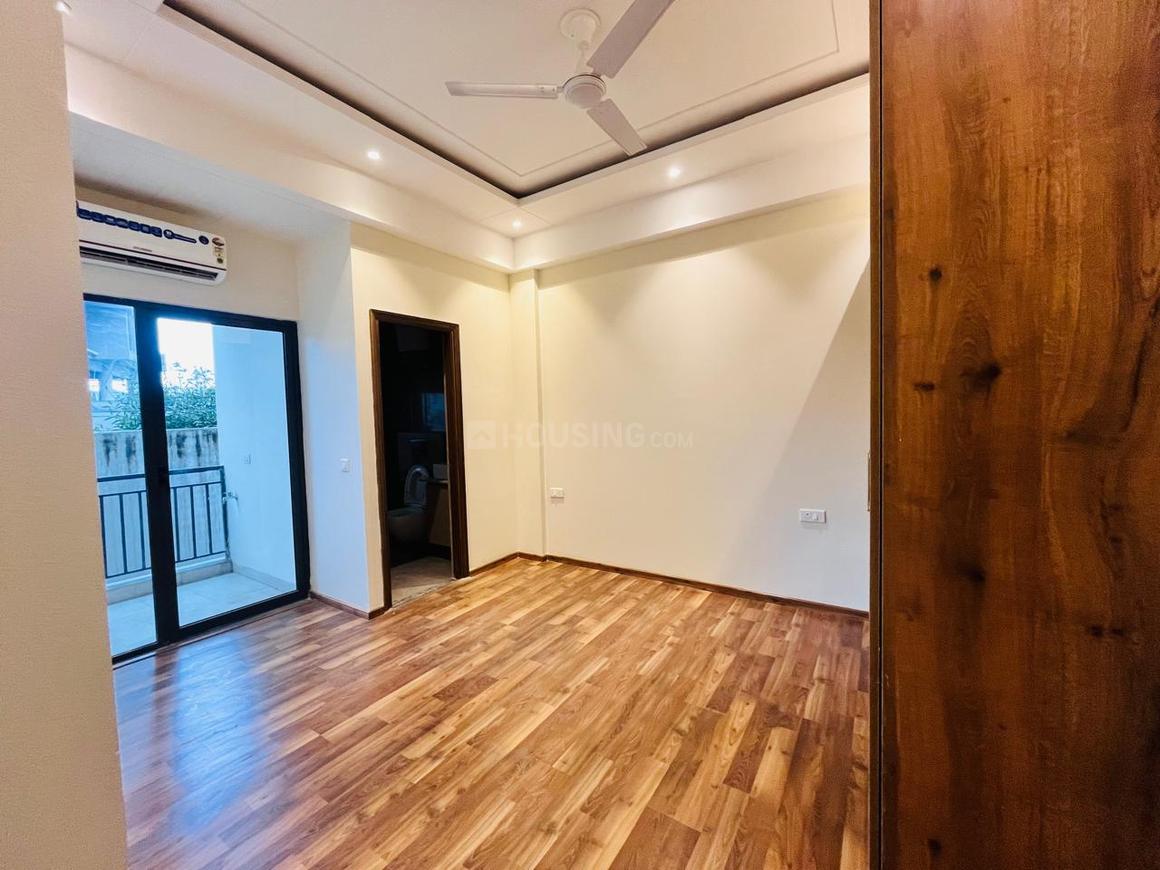 3 BHK for rent in Gwal Pahari, Gurugram — semi-furnished — 1450 sq.ft — Suncity Vatsal Valley Independent Floors