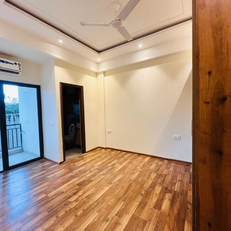 3 BHK for rent in Gwal Pahari, Gurugram — semi-furnished — 1430 sq.ft — Suncity Vatsal Valley