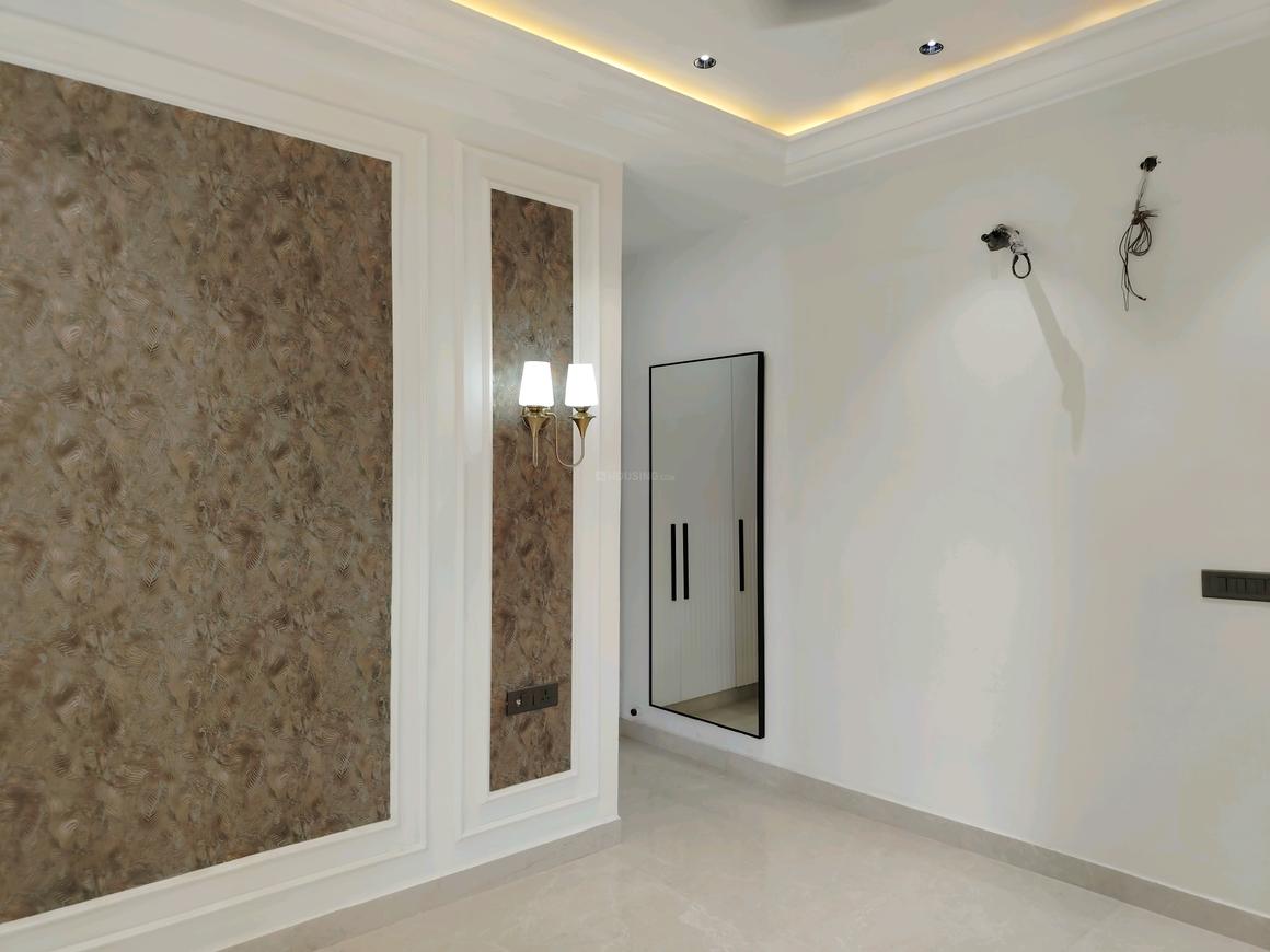3 BHK for rent in Kadarpur, Gurugram — semi-furnished — 1450 sq.ft — Signature Global City 63A