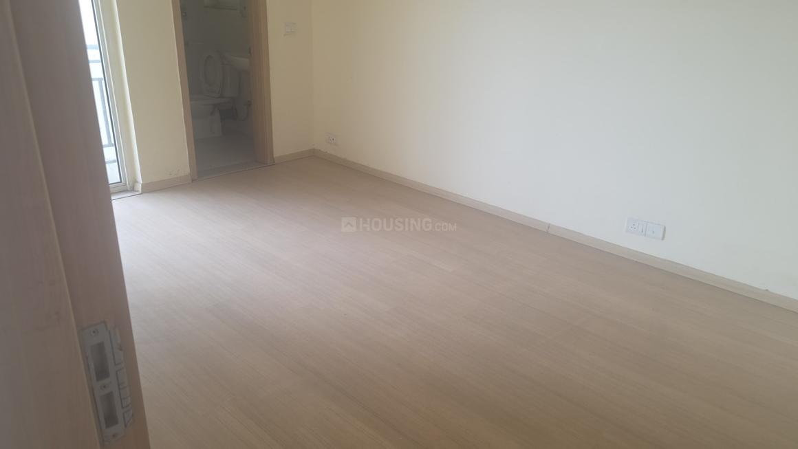 3 BHK for rent in Manesar, Gurugram — semi-furnished — 1940 sq.ft — DLF Express Greens