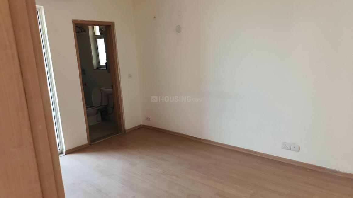 3 BHK for rent in Manesar, Gurugram — semi-furnished — 1800 sq.ft — DLF Express Greens