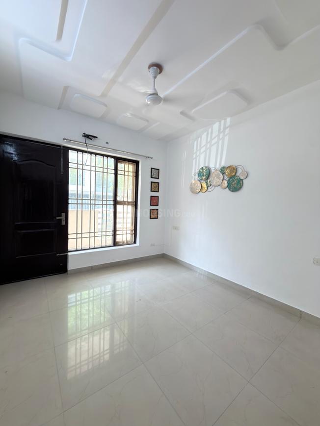 3 BHK for rent in Mayfield Garden, Gurugram — semi-furnished — 2000 sq.ft — Mayfield Garden Luxury Floors