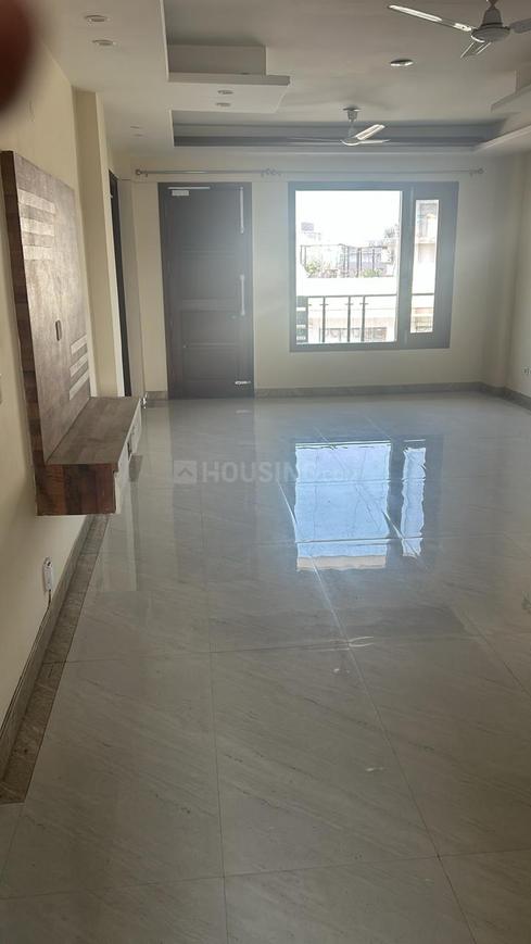 3 BHK for rent in Mayfield Garden, Gurugram — semi-furnished — 1700 sq.ft — SS Mayfield Garden
