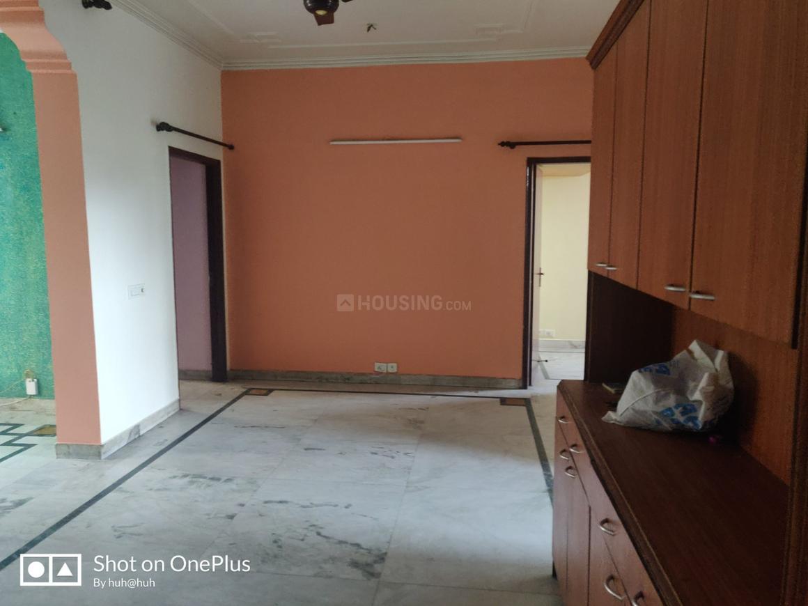 3 BHK for rent in Mayfield Garden, Gurugram — semi-furnished — 1200 sq.ft — Mayfield Garden Luxury Floors