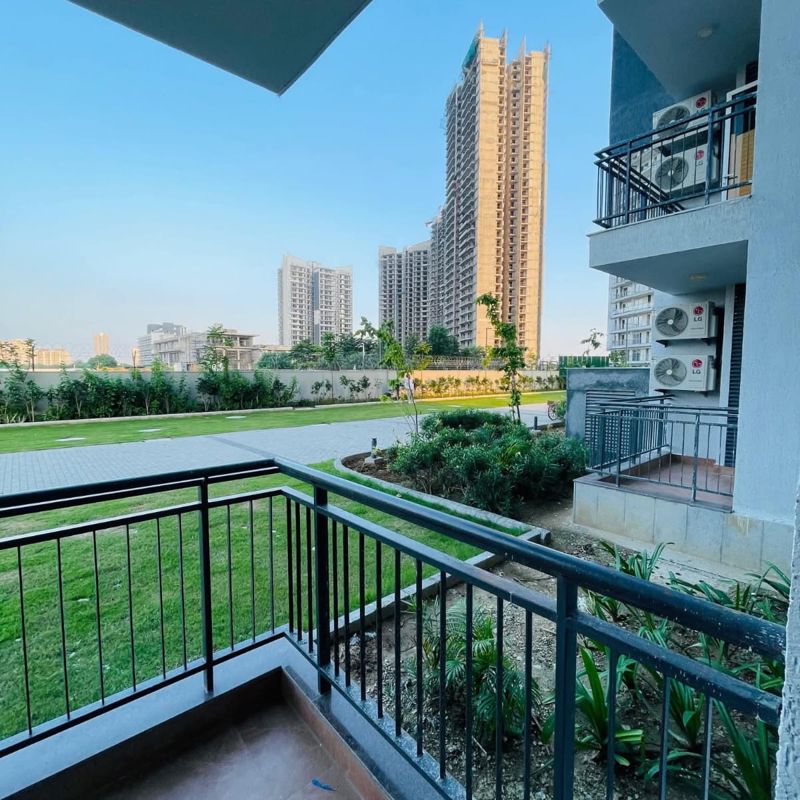 3 BHK for rent in Mohammad Heri Village, Gurugram — semi-furnished — 2348 sq.ft — Godrej Meridien