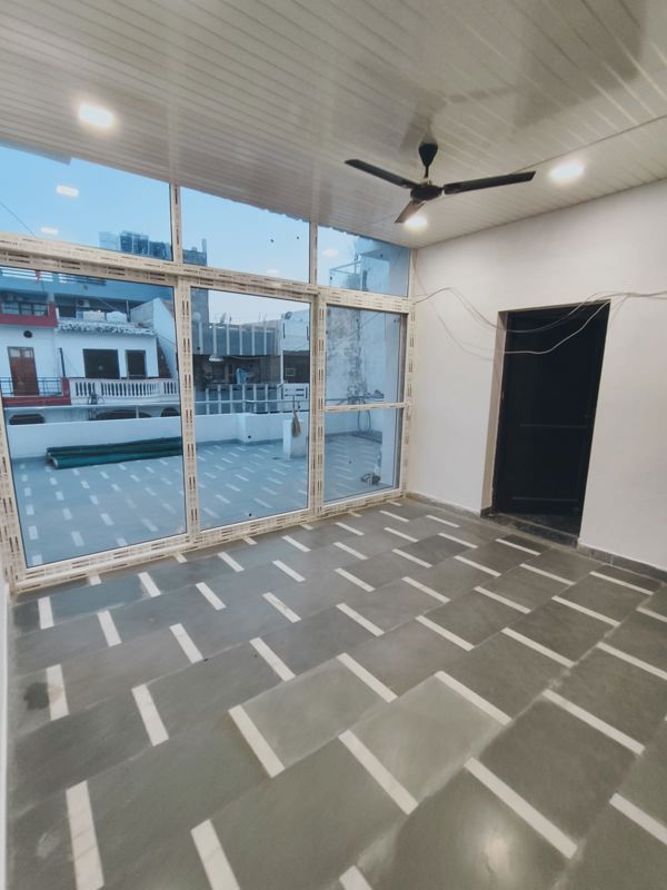3 BHK for rent in Palam Vihar, Gurugram — semi-furnished — 1750 sq.ft — Palam Vihar Residents Association