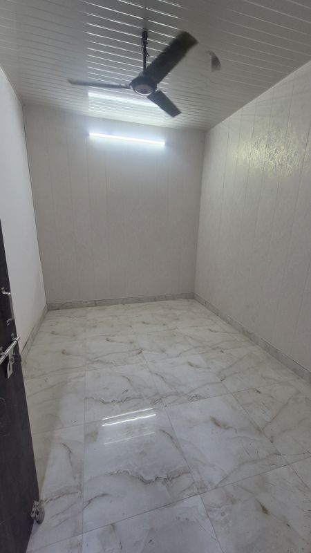 3 BHK for rent in Palam Vihar, Gurugram — semi-furnished — 1500 sq.ft
