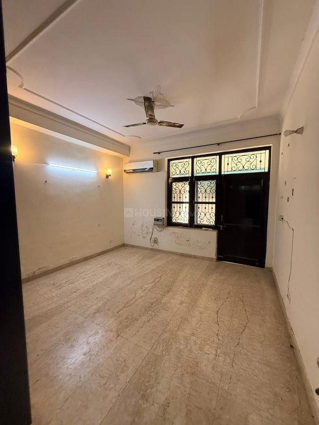 3 BHK for rent in Palam Vihar, Gurugram — semi-furnished — 1400 sq.ft