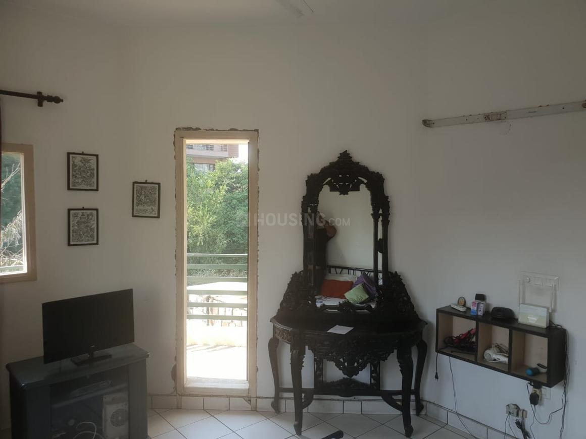 3 BHK for rent in Palam Vihar, Gurugram — semi-furnished — 1800 sq.ft