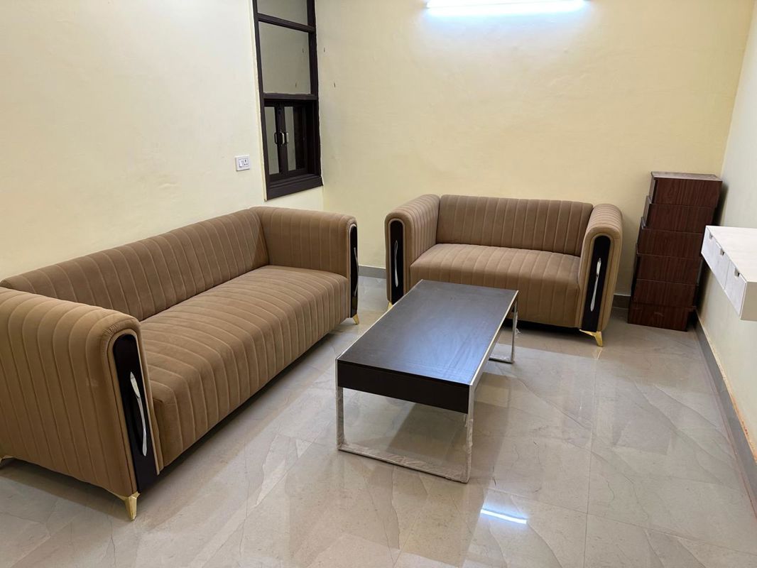 3 BHK for rent in Patel Nagar, Gurugram — furnished — 1550 sq.ft