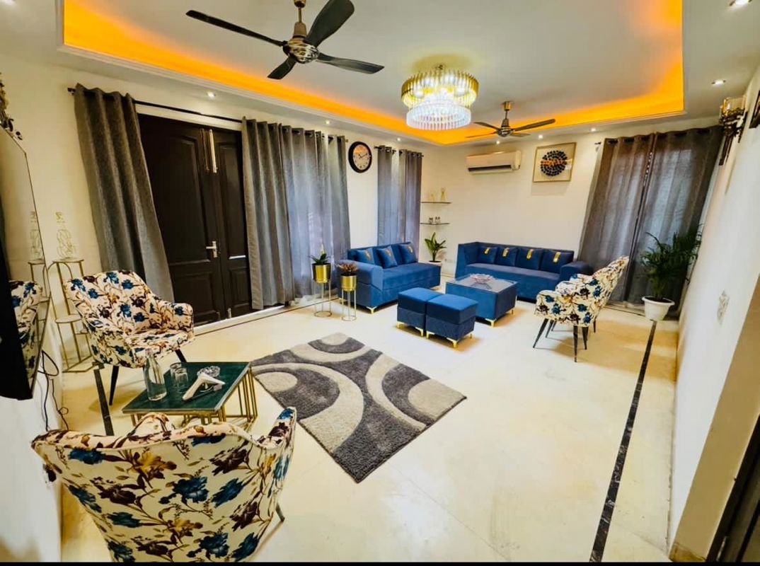 3 BHK for rent in Sarswati Kunj ii, Gurugram — furnished — 1560 sq.ft