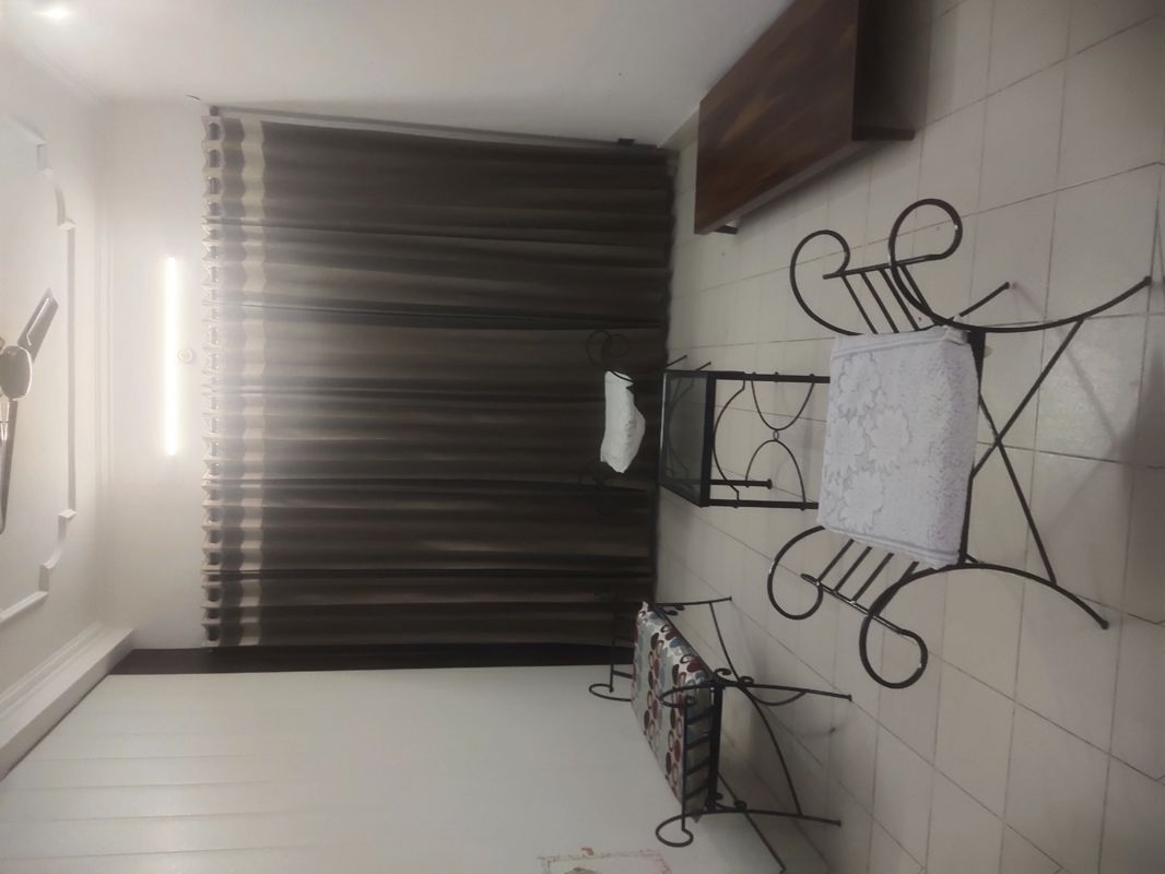 3 BHK for rent in Sector 10, Gurugram — furnished — 250 sq.ft