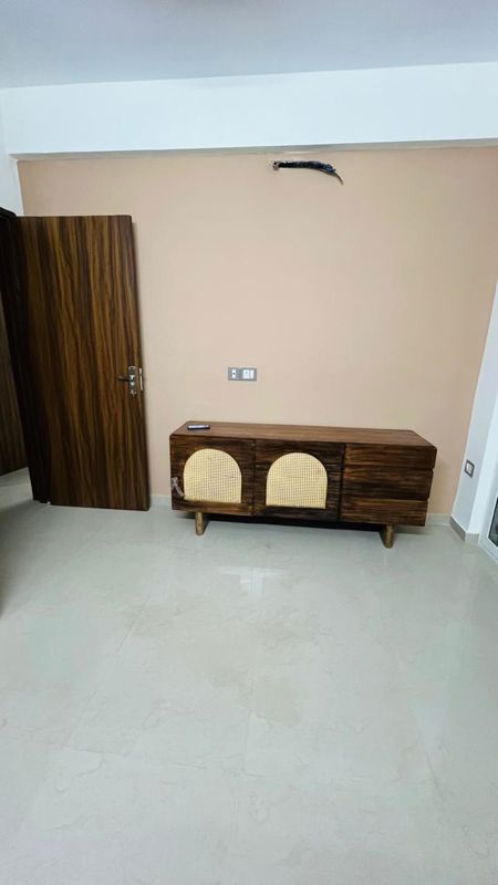 3 BHK for rent in Sector 102, Gurugram — semi-furnished — 645 sq.ft — ROF Aalayas