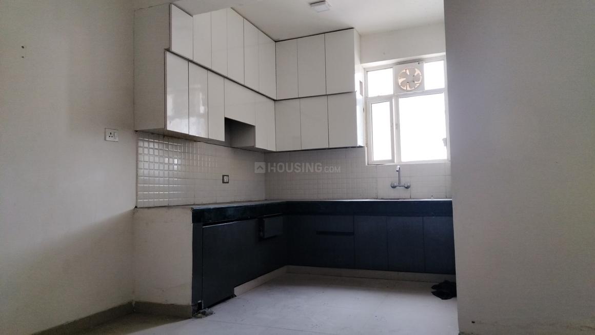 3 BHK for rent in Sector 102, Gurugram — semi-furnished — 750 sq.ft — ROF Aalayas Phase 2