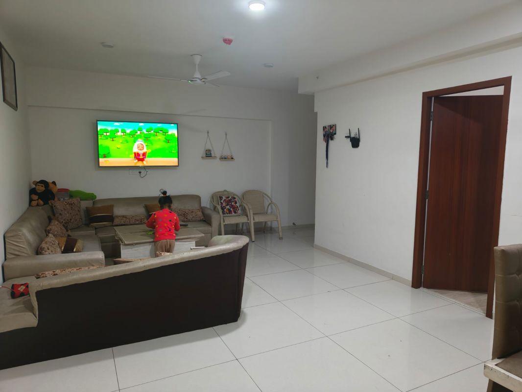 3 BHK for rent in Sector 102a, Gurugram — semi-furnished — 1852 sq.ft — Shapoorji Pallonji Joyville Gurgaon