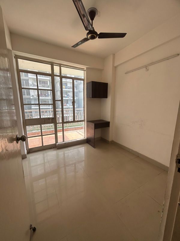3 BHK for rent in Sector 104, Gurugram — semi-furnished — 765 sq.ft — Zara Aavaas
