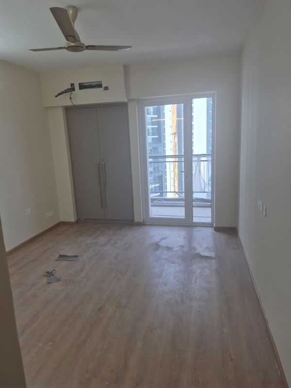 3 BHK for rent in Sector 106, Gurugram — semi-furnished — 1855 sq.ft — Godrej Meridien