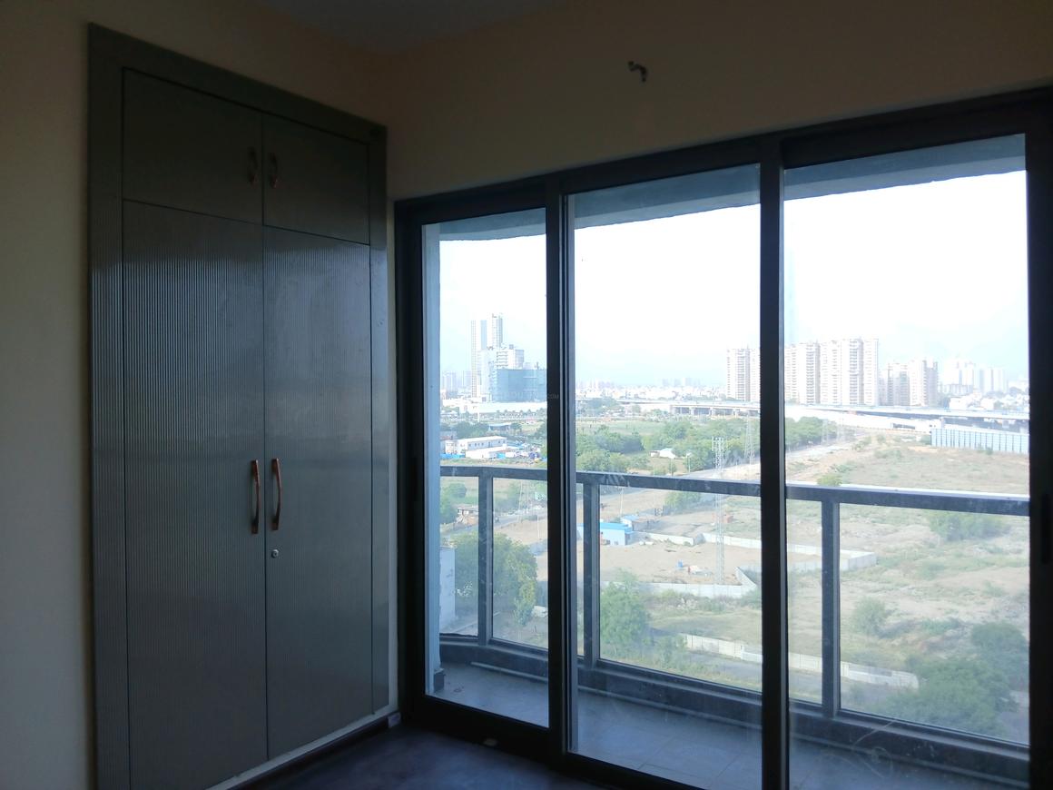 3 BHK for rent in Sector 106, Gurugram — semi-furnished — 1560 sq.ft — Paras Dews