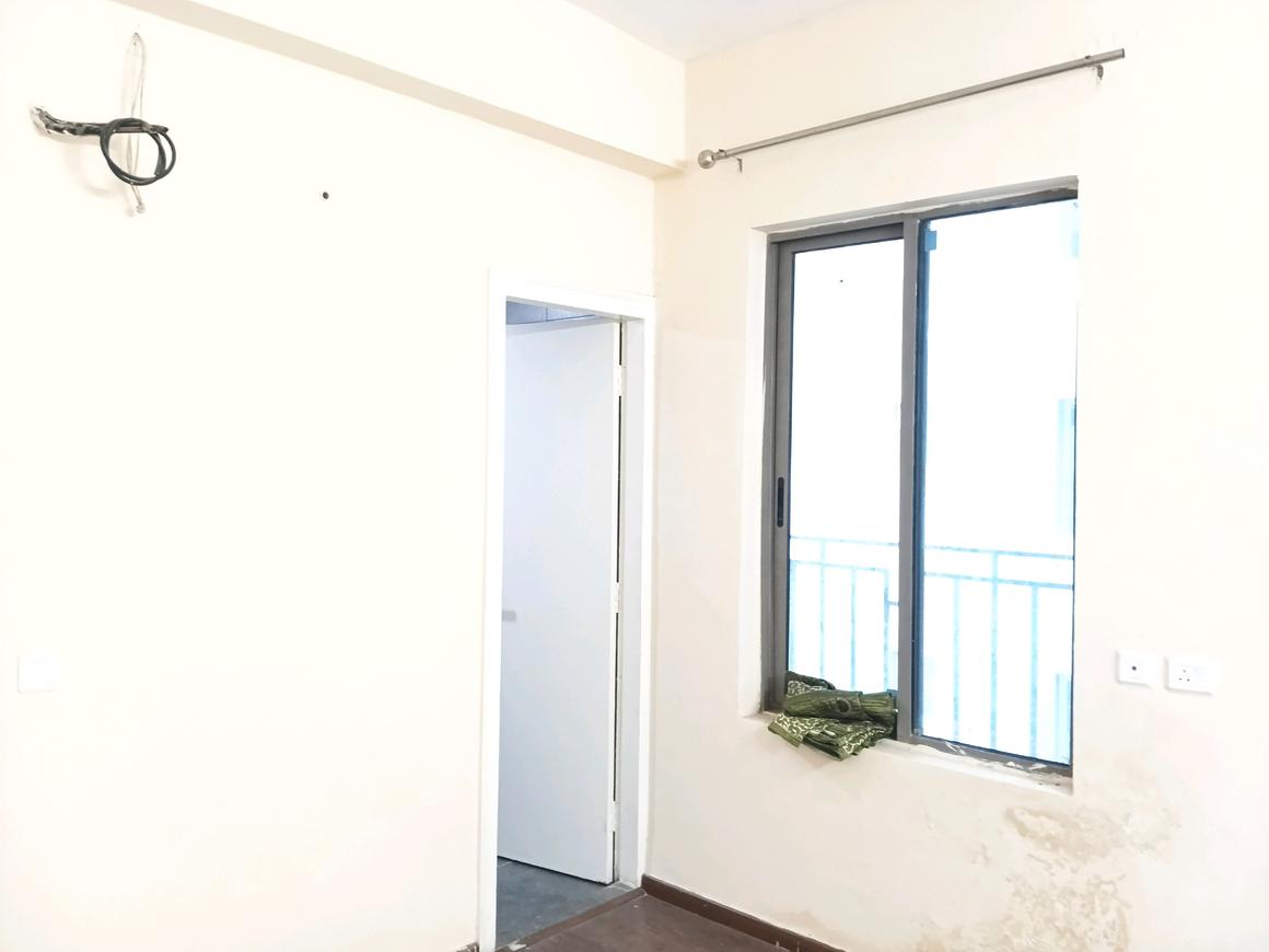 3 BHK for rent in Sector 106, Gurugram — semi-furnished — 1759 sq.ft — Paras Dews