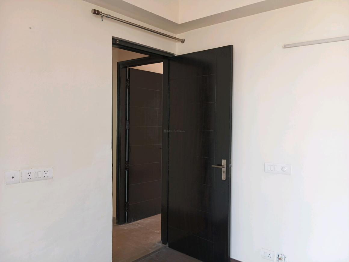 3 BHK for rent in Sector 109, Gurugram — semi-furnished — 1700 sq.ft — Solutrean Caladium