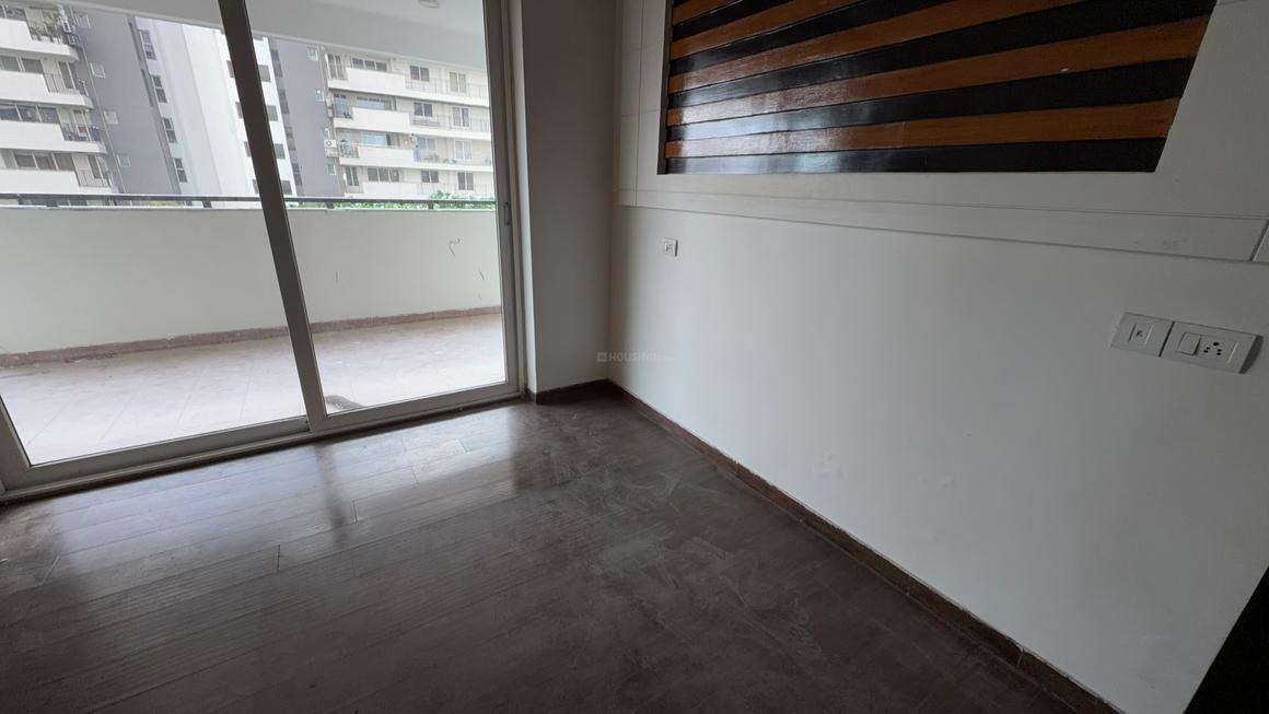 3 BHK for rent in Sector 109, Gurugram — semi-furnished — 1880 sq.ft — Brisk Lumbini Terrace Homes