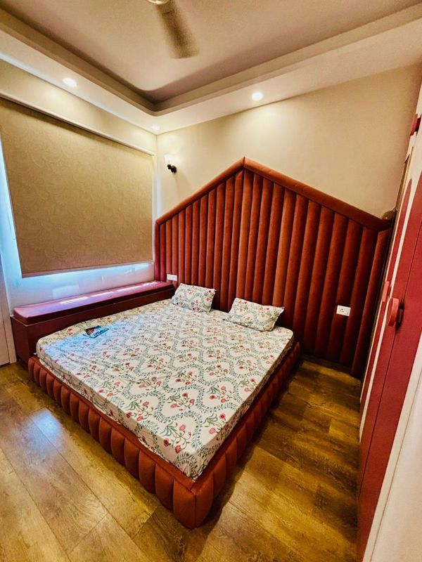 3 BHK for rent in Sector 10a, Gurugram — furnished — 160 sq.ft