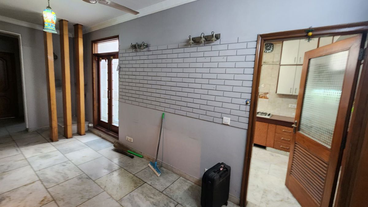 3 BHK for rent in Sector 10a, Gurugram — unfurnished — 1874 sq.ft