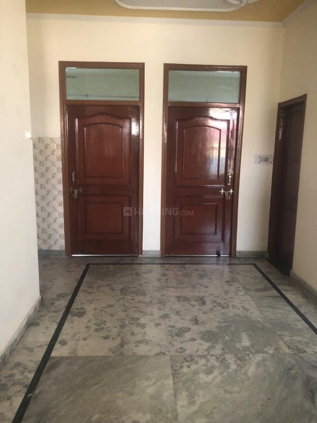 3 BHK for rent in Sector 10A, Gurugram — semi-furnished — 2350 sq.ft