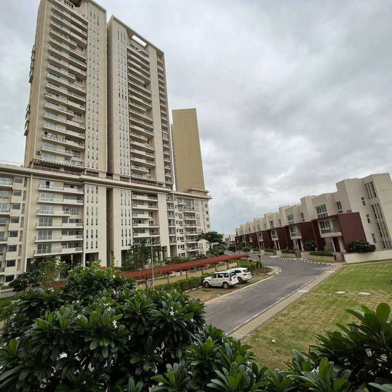 3 BHK for rent in Sector 112, Gurugram — semi-furnished — 2802 sq.ft — Experion Windchants